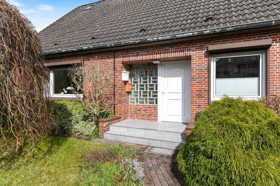 Hauseingang Zweifamilienhaus Tangstedt