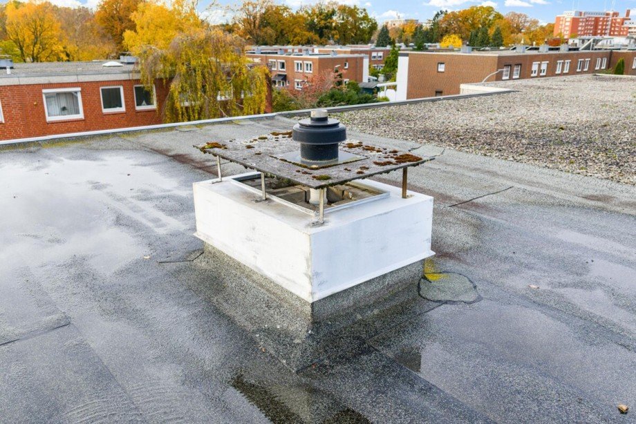 Abgedichteter Schornstein Reihenmittelhaus Norderstedt