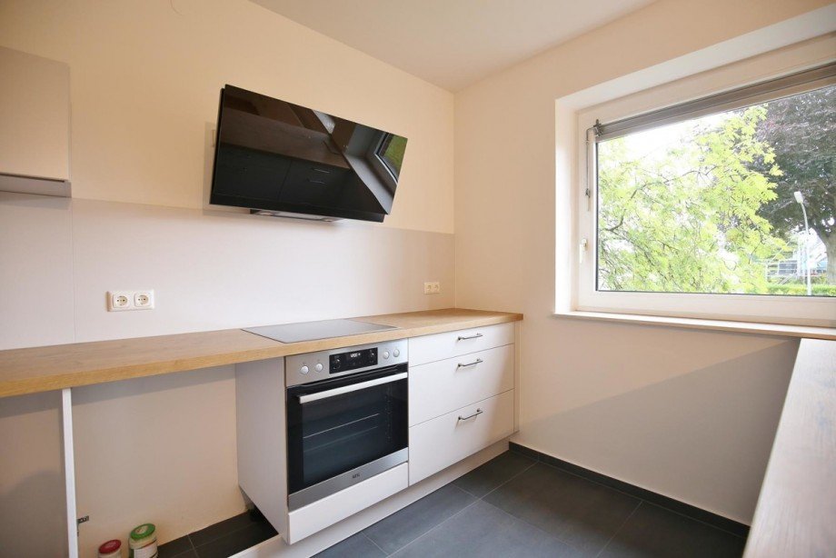 moderne Einbauk�che Etagenwohnung Quickborn