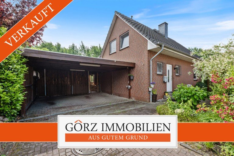  Henstedt-Ulzburg Einfamilienhaus *VERKAUFT* Einfamilienhaus mit Keller und Doppelcarport und zus�tzlich nutzbarem Garten!