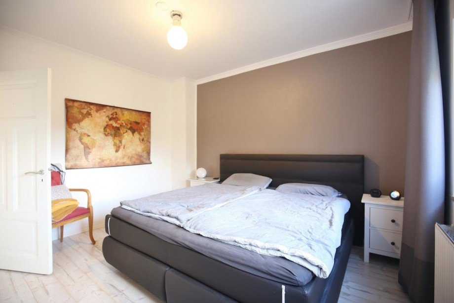 Schlafzimmer Doppelhaush�lfte Pinneberg