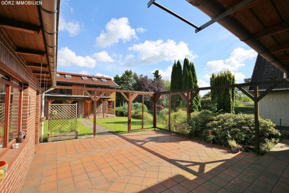 gro�e, uneinsehbare Terrasse Einfamilienhaus Norderstedt