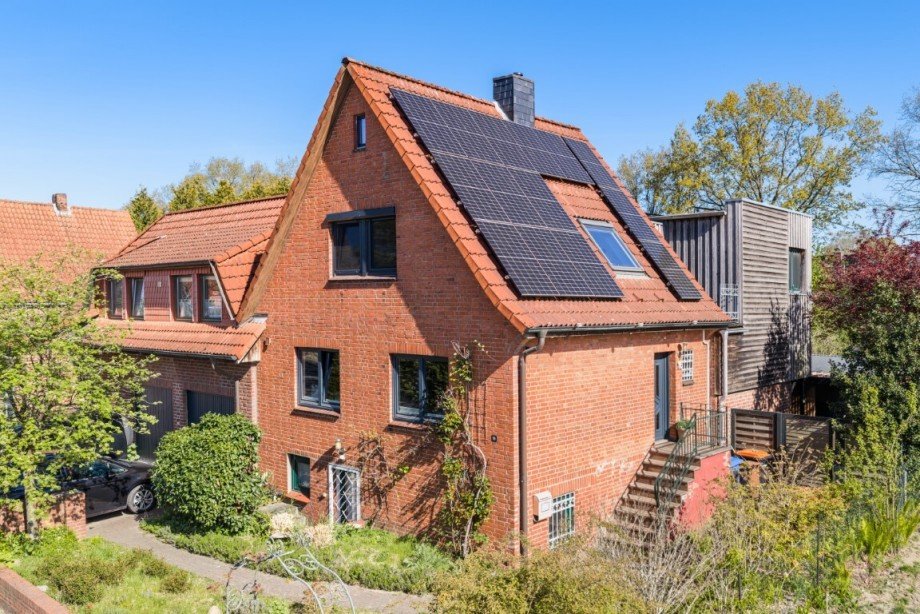 Hausansicht Einfamilienhaus Henstedt-Ulzburg
