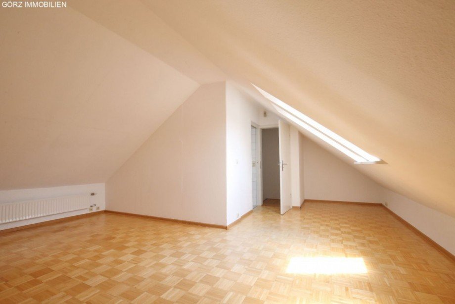 Dachgeschoss und Duschbad Reihenmittelhaus Norderstedt