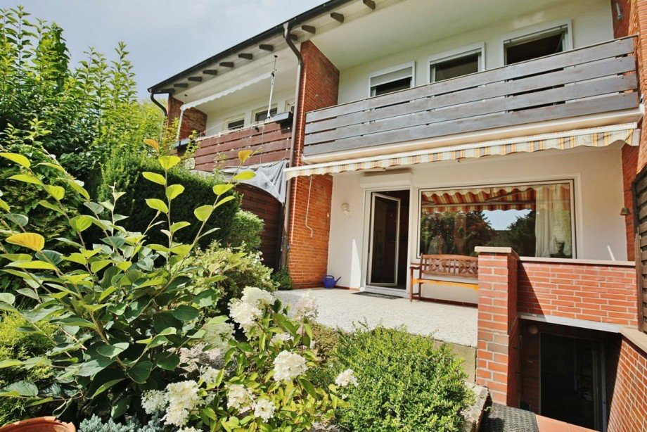 Terrasse mit Markise Reihenhaus Norderstedt