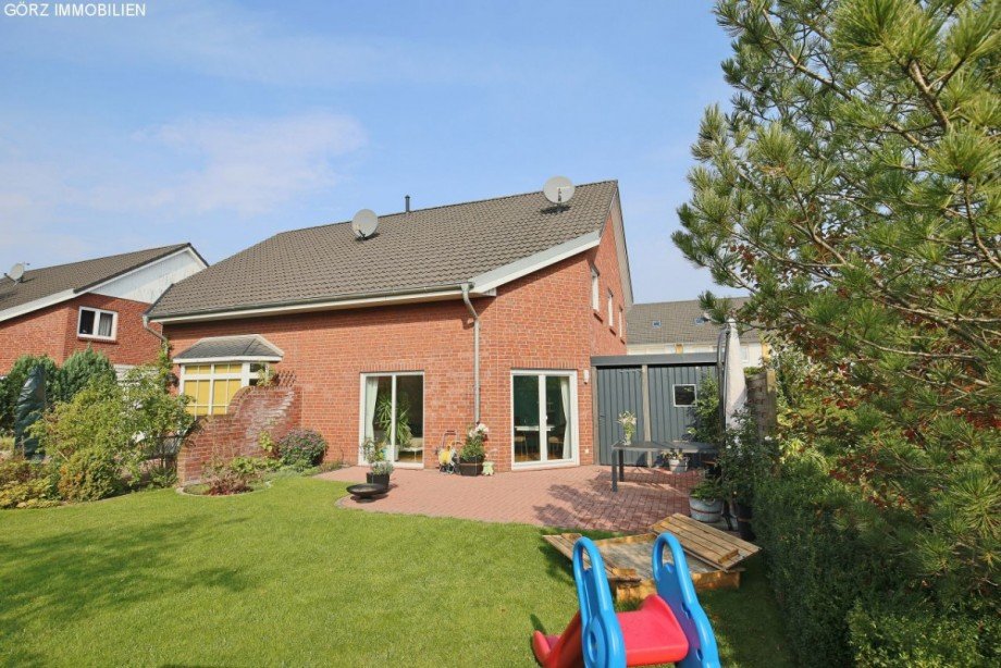 Gartenidylle Doppelhaush�lfte Pinneberg