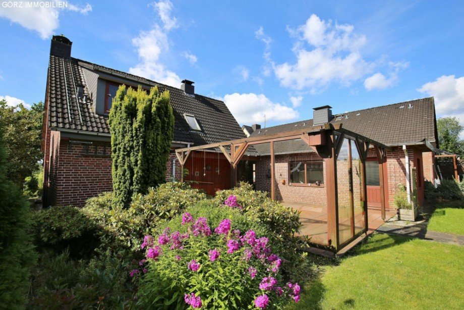 Terrassenansicht Einfamilienhaus Norderstedt