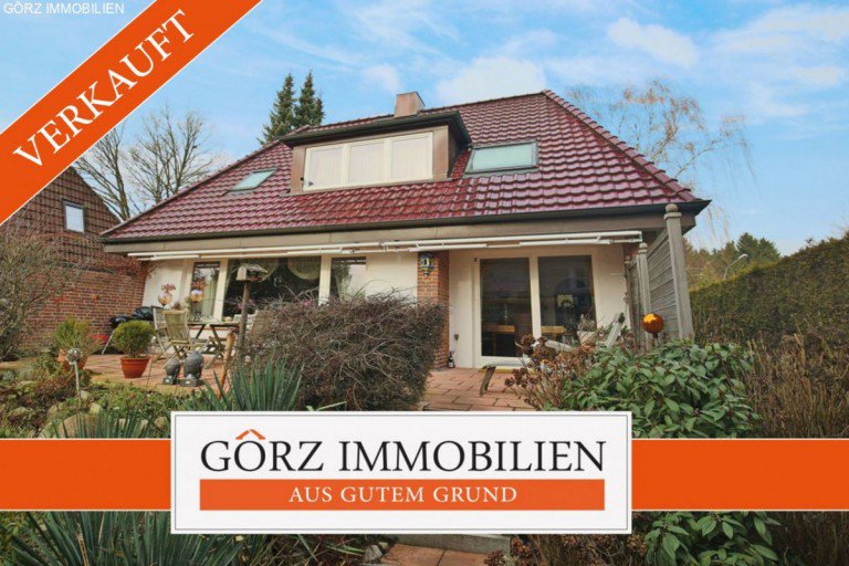  Norderstedt Einfamilienhaus *VERKAUFT* Stilvolles Einfamilienhaus mit Tiefgarage in Norderstedt Harksheide