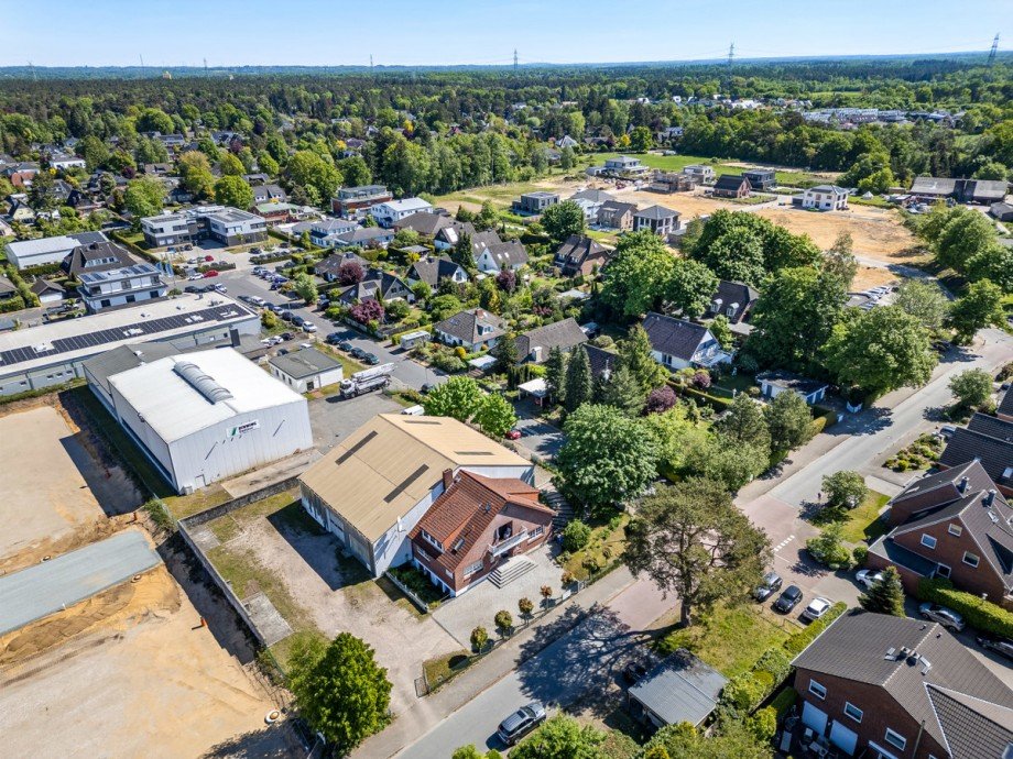  Wohn- / Gesch�ftshaus Quickborn