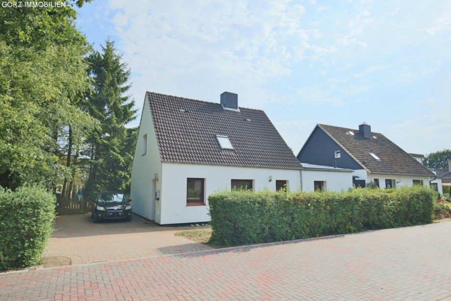 Haus mit Stellpl�tzen Einfamilienhaus Lentf�hrden