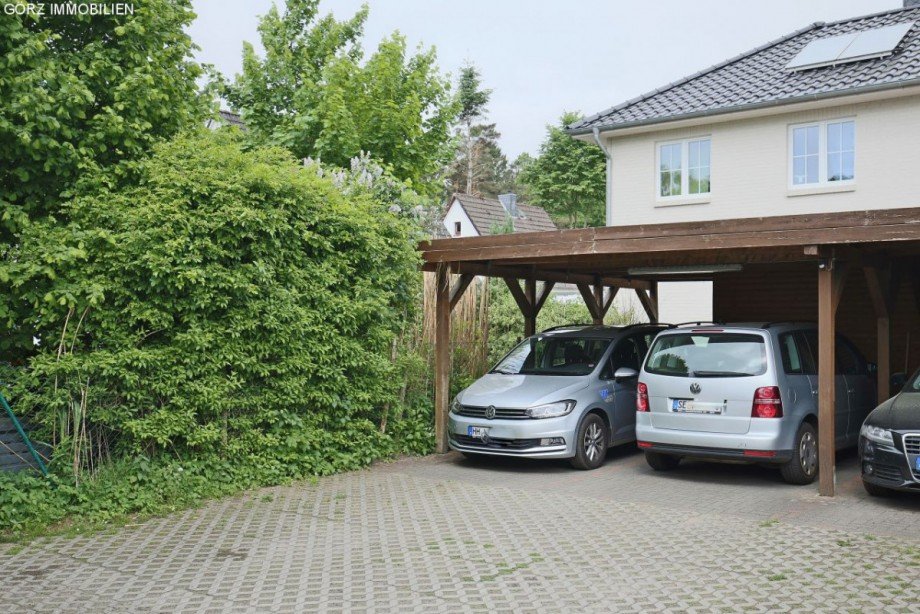 Doppelcarport Doppelhaush�lfte Norderstedt