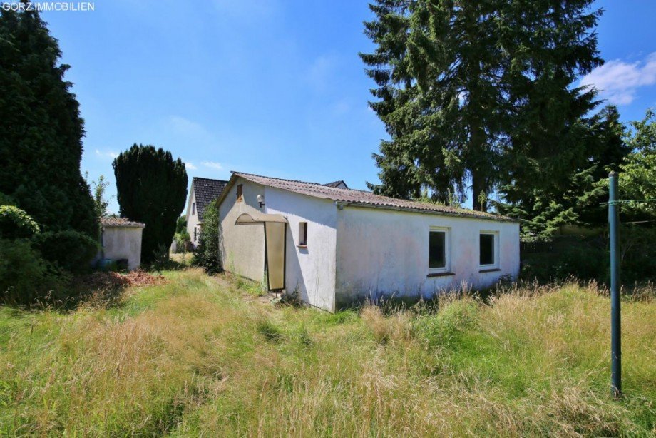 Blick vom Garten Doppelhaush�lfte Norderstedt