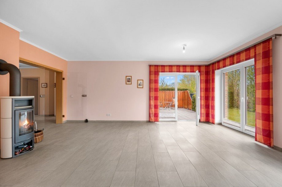 gro�e Einfamilienhaus Gro�enaspe