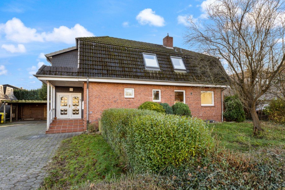 Hausansicht vorne Erdgeschosswohnung Norderstedt / Glash�tte