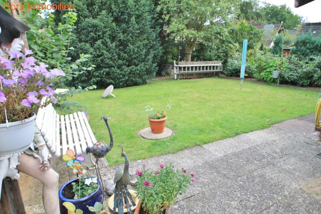 Der Blick von der Terrasse aus Doppelhaush�lfte Norderstedt