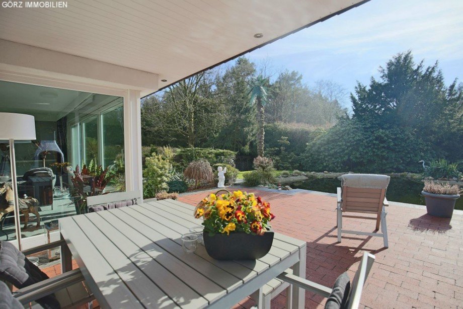 Traumhafte s�d-west Terrasse Villa Norderstedt