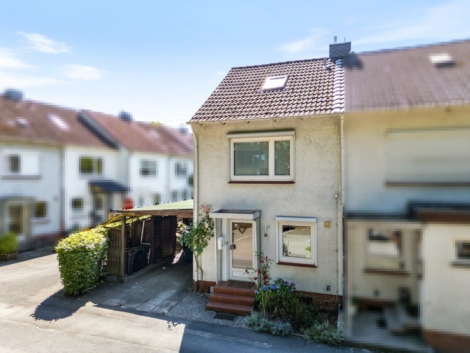 Ansicht vorne Reihenendhaus Norderstedt