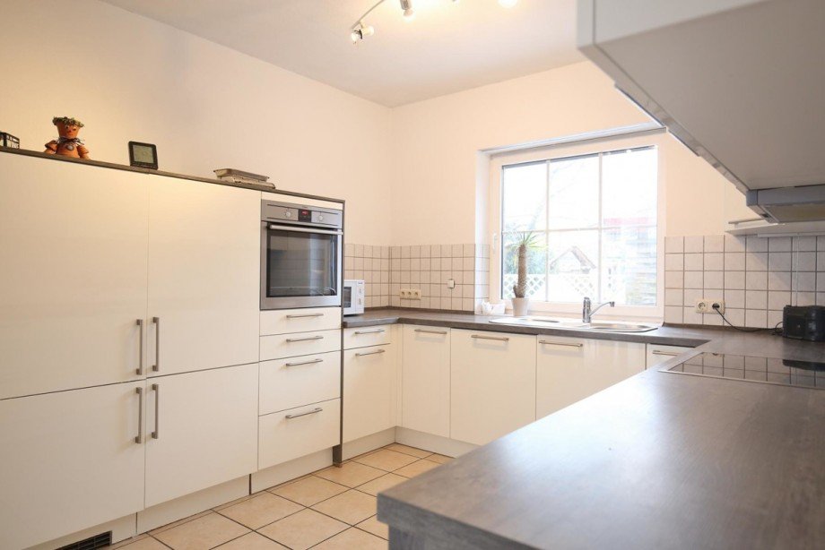 Moderne Einbauk�che Einfamilienhaus Hartenholm