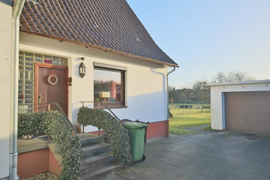 Eingang/Garage Doppelhaush�lfte Norderstedt