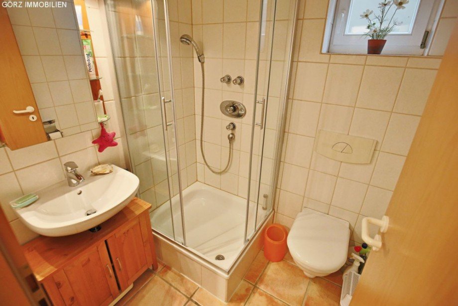 G�ste Duschbad im Keller Einfamilienhaus Norderstedt