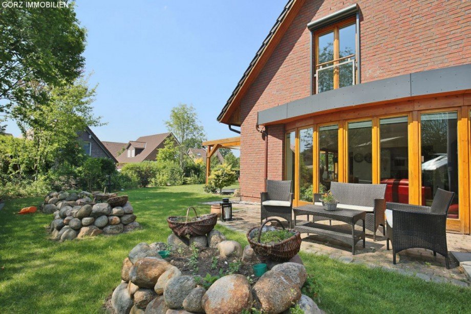 Glaselemente mit Terrassendoppelfl�gelt�r Einfamilienhaus Quickborn