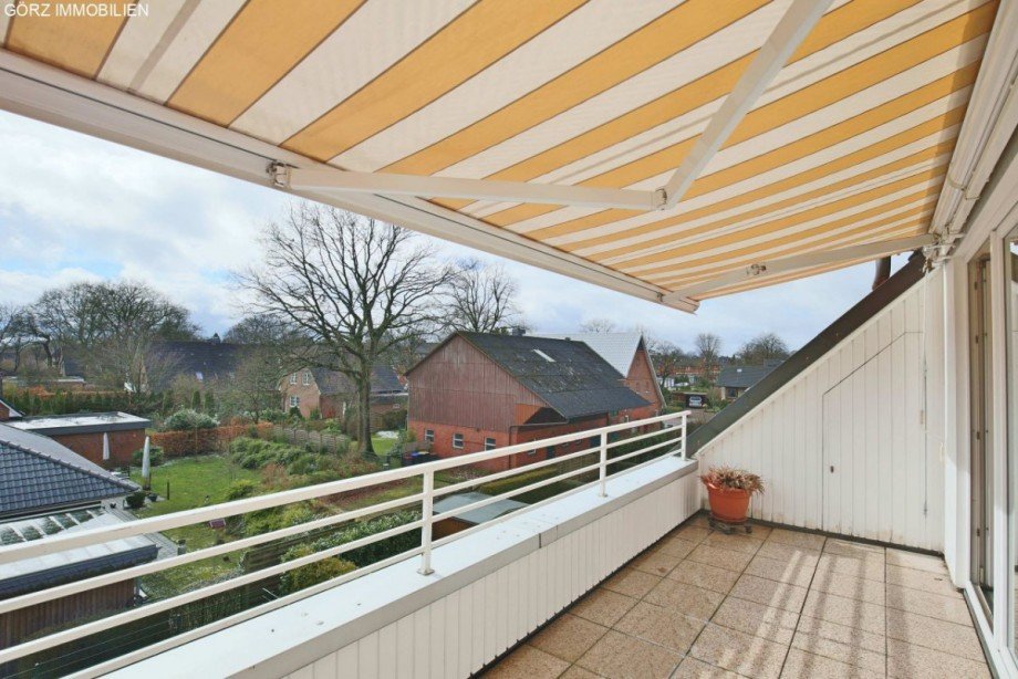gro�er S�d-Balkon Maisonettewohnung Norderstedt