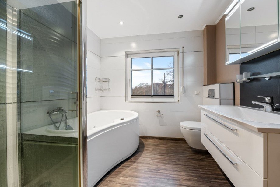 Badezimmer im OG Doppelhaush�lfte Itzstedt
