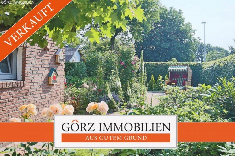 Kaltenkirchen Einfamilienhaus *VERKAUFT* - Großes Einfamilienhaus mit Photovoltaikanlage und Wintergarten in Spielstraße