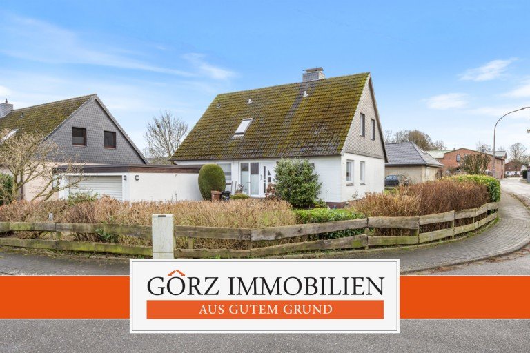  Oering Einfamilienhaus *VERKAUFT* Sch�nes freistehendes Einfamilienhaus mit Teilkeller und Doppel-Garage