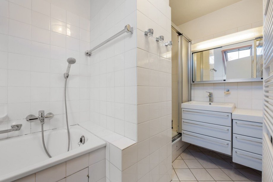 Vollbad mit Badewanne Reiheneckhaus Tangstedt