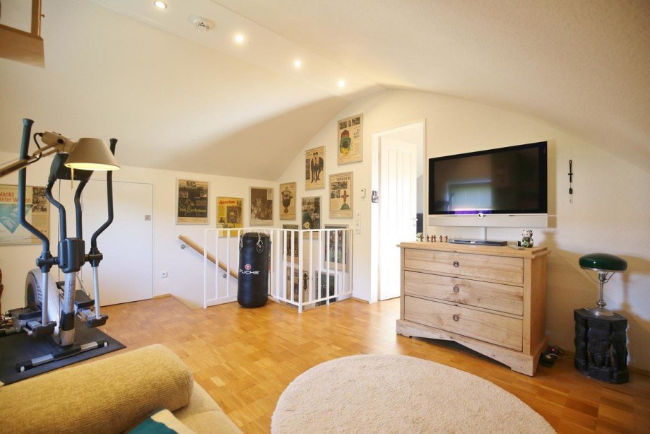 Galeriezimmer und Abseite Maisonettewohnung Norderstedt