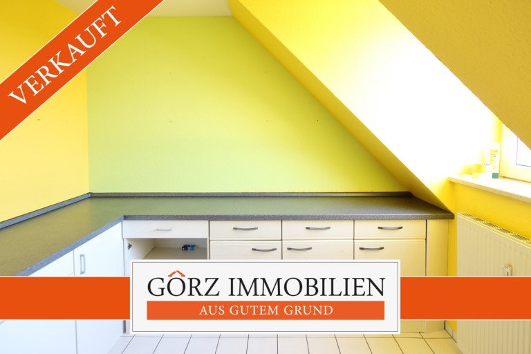 VERKAUFT Pinneberg Dachgeschosswohnung *VERKAUFT* - Wohlf�hl-Maisonettewohnung mit PKW-Stellplatz
