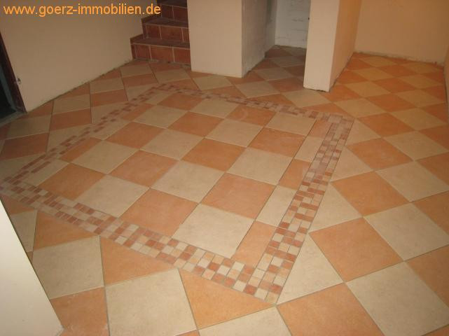 Kellervorraum aufw�ndig gefliest in 2009 kurz vor dem Einzug Haus Quickborn-Heide