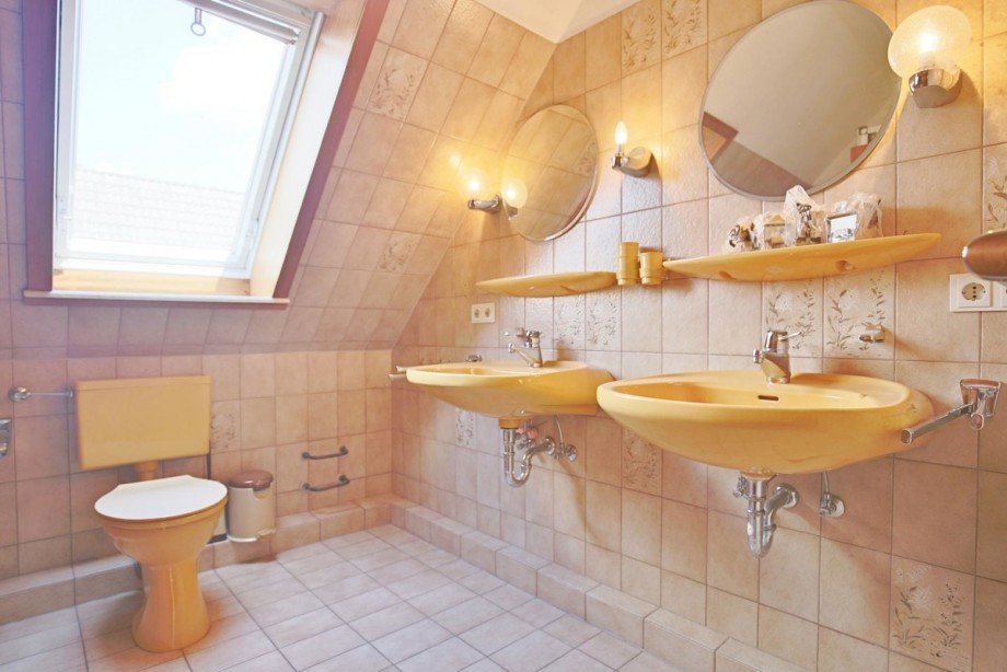 Vollbad Obergeschoss Einfamilienhaus Norderstedt