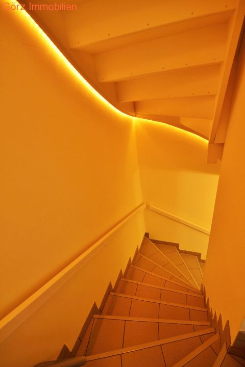 Kellertreppe Doppelhaush�lfte Norderstedt
