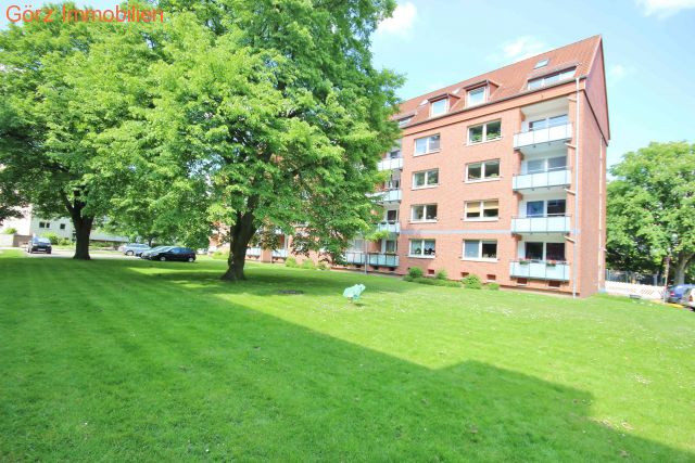 Gemeinschaftsgarten vor der T�r Dachgeschosswohnung Pinneberg