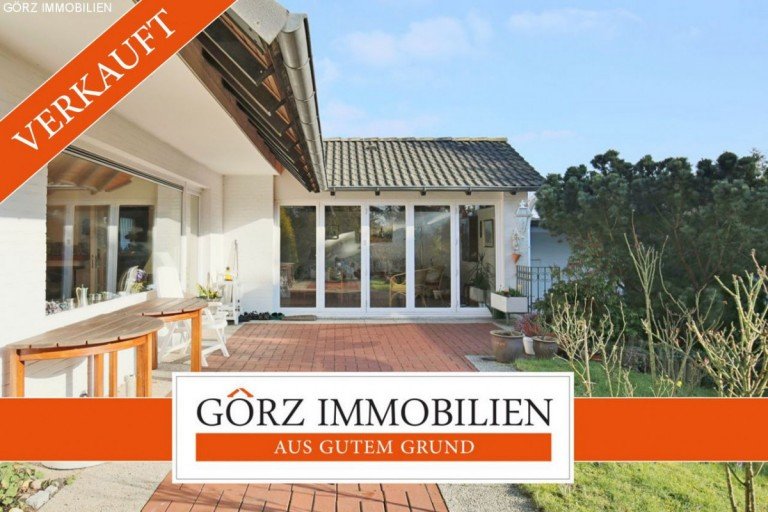  Quickborn-Heide Zweifamilienhaus *VERKAUFT* Ein- oder Zweifamilienhaus in Quickborn-Heide mit S�d-Westterrasse.