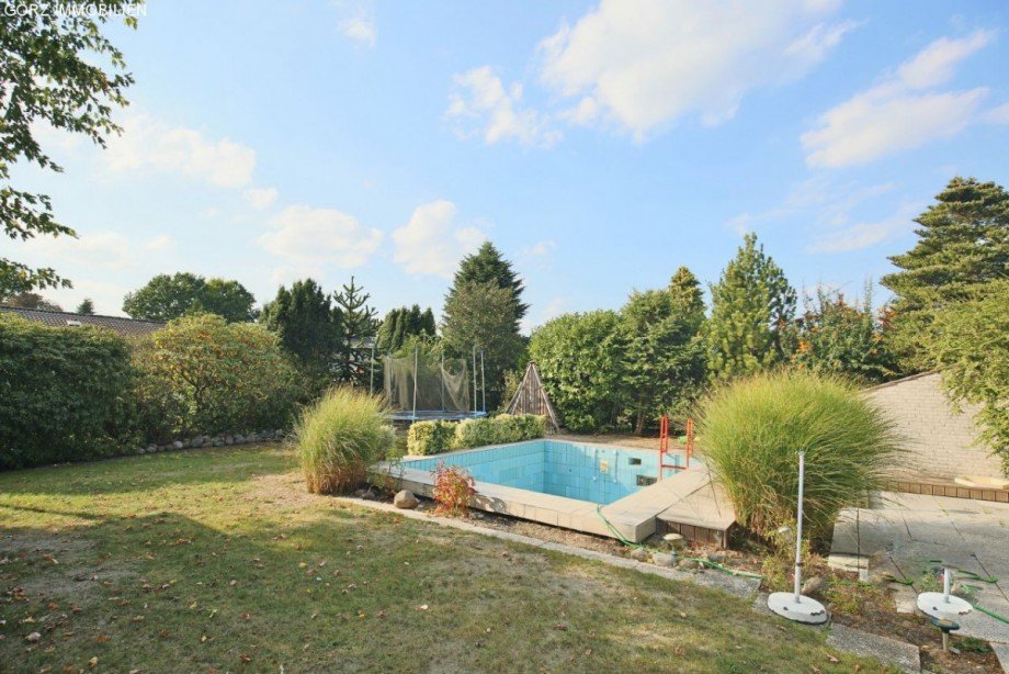 Au�enpoolanlage Einfamilienhaus Quickborn