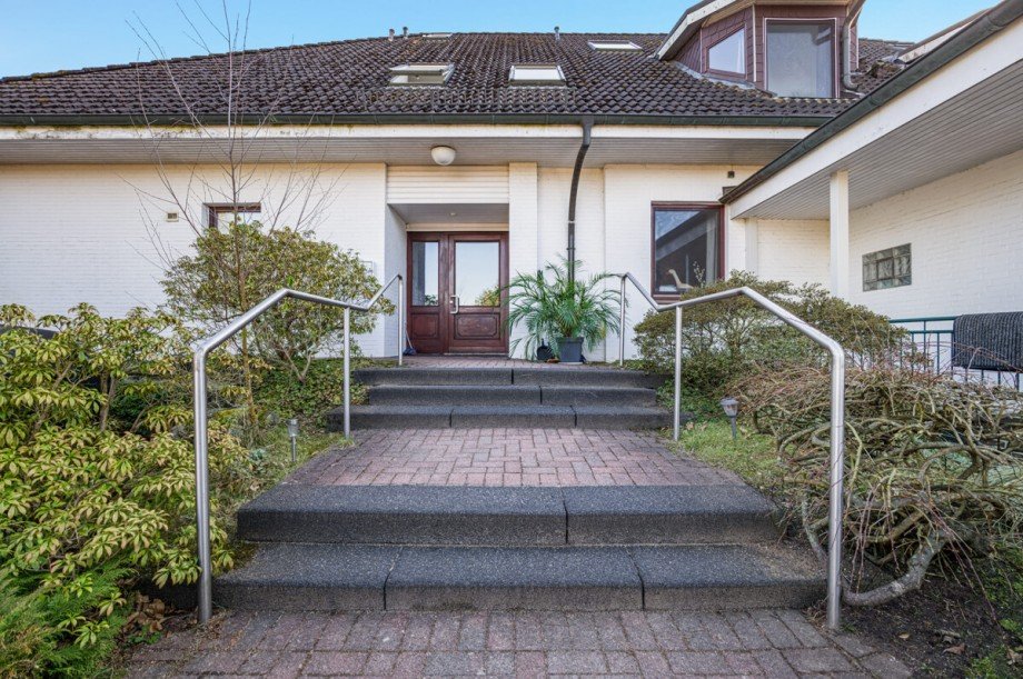 Eingangsbereich Mehrfamilienhaus Tangstedt