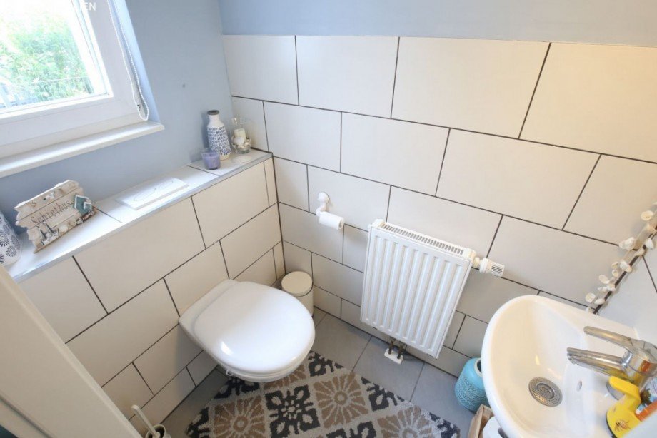 G�ste-WC Reihenendhaus Norderstedt