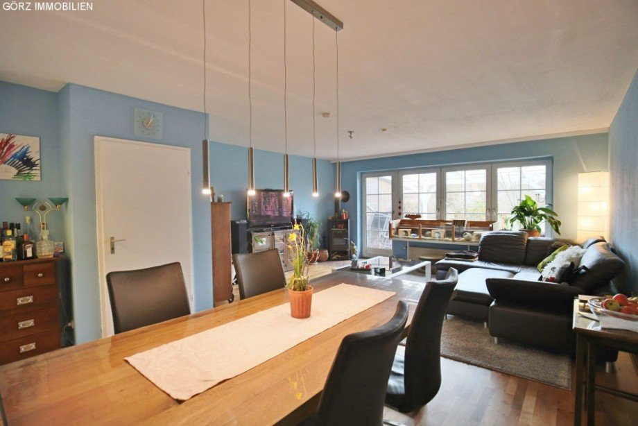 helles ger�umiges Wohnzimmer Reihenhaus Tornesch