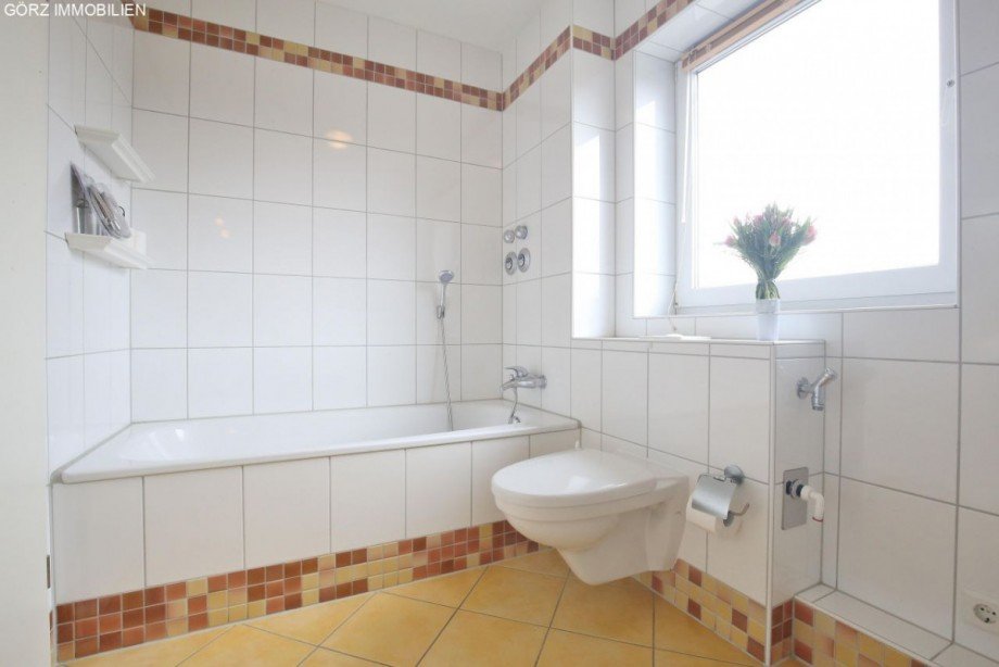 Vollbad unten Maisonettewohnung Norderstedt