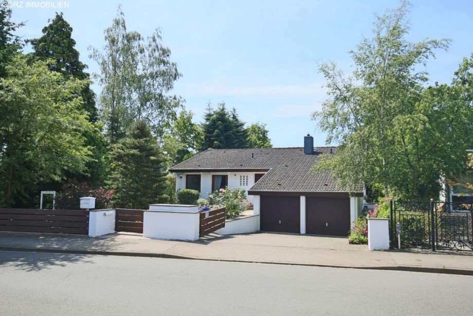 Stra�enansicht Einfamilienhaus Norderstedt