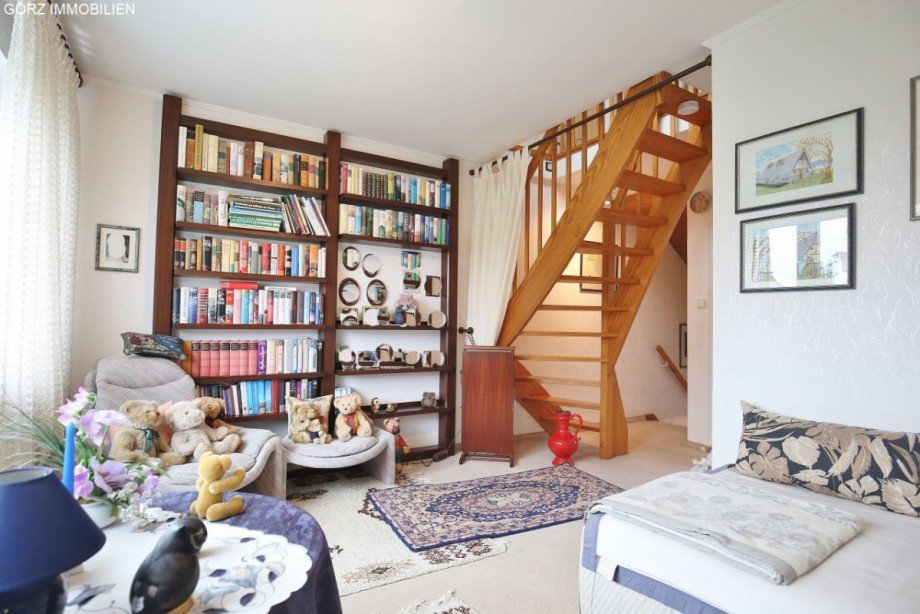 OG: offenes Zimmer, leicht zu schlie�en! Reihenmittelhaus Norderstedt