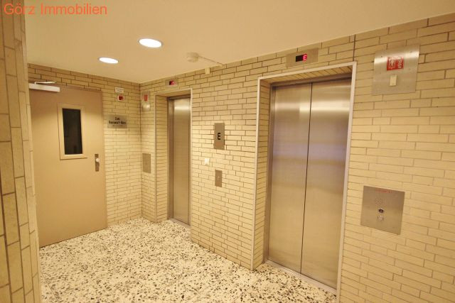 Die Aufz�ge sind aus dem Jahr 2008 Wohnung Norderstedt