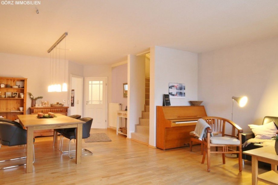 Blick Richtung K�che und Diele Reihenhaus Norderstedt