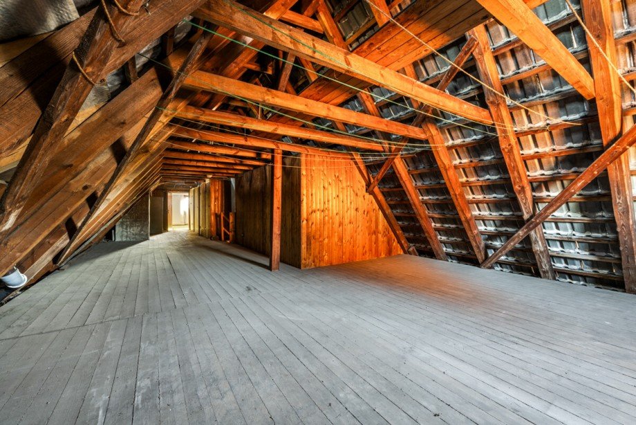 Ausbaureserve Wohn- / Gesch�ftshaus Norderstedt