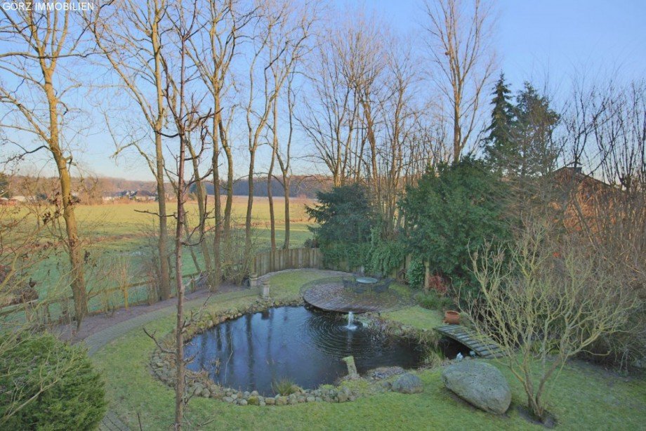 Blick in den Garten Einfamilienhaus Sieversh�tten