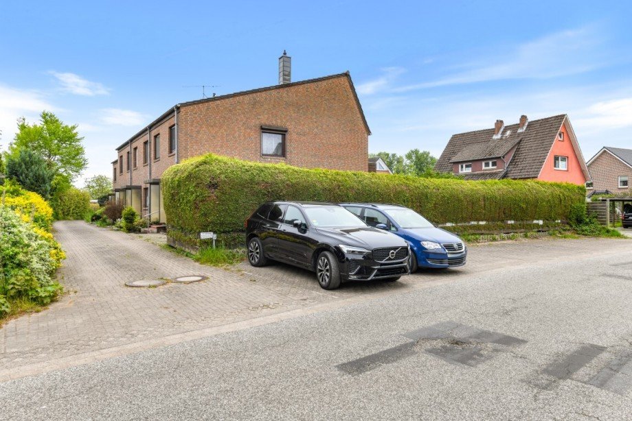 Stra�enansicht Reihenendhaus Tangstedt