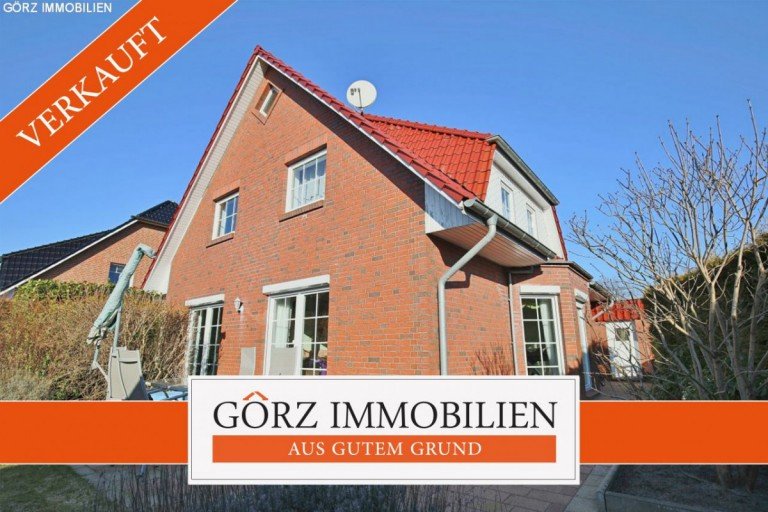  Kaltenkirchen Einfamilienhaus *VERKAUFT* Gro�z�giges EFH mit Erker, zwei B�dern und Garage in ruhiger Lage von Kaltenkirchen